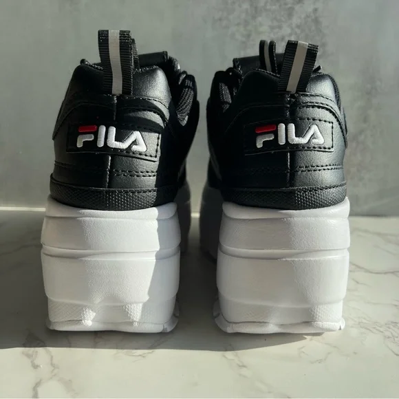 Women’s Fila Disruptor Platform Wedge 🖤 - Picture 10 of 13